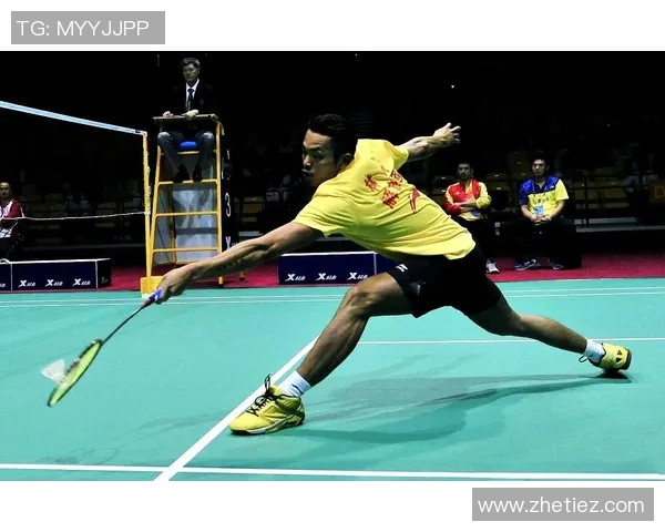 南京羽毛球队中路突破战术解析与实战应用探讨